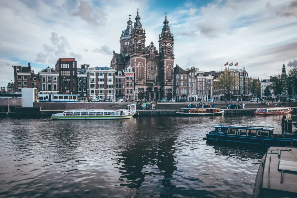 voyage amsterdam famille ou loger