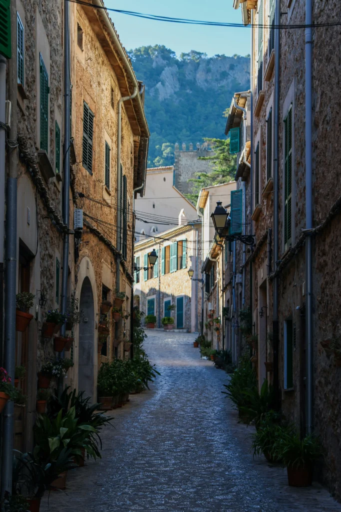 Valldemossa rues village