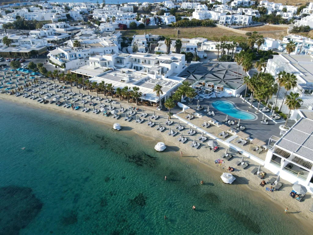 ornos plage famille mykonos