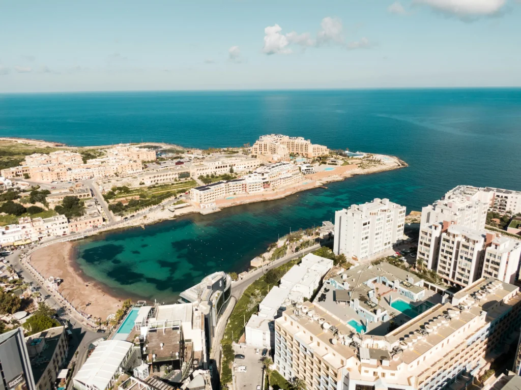 st julians hebergements enfants malte